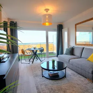 Avec Vue Panoramique Et Parking Gratuit , Bruxelles Belgique