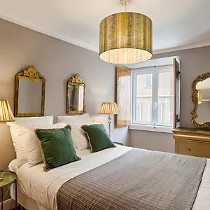 River View Alfama Historic Apartment
